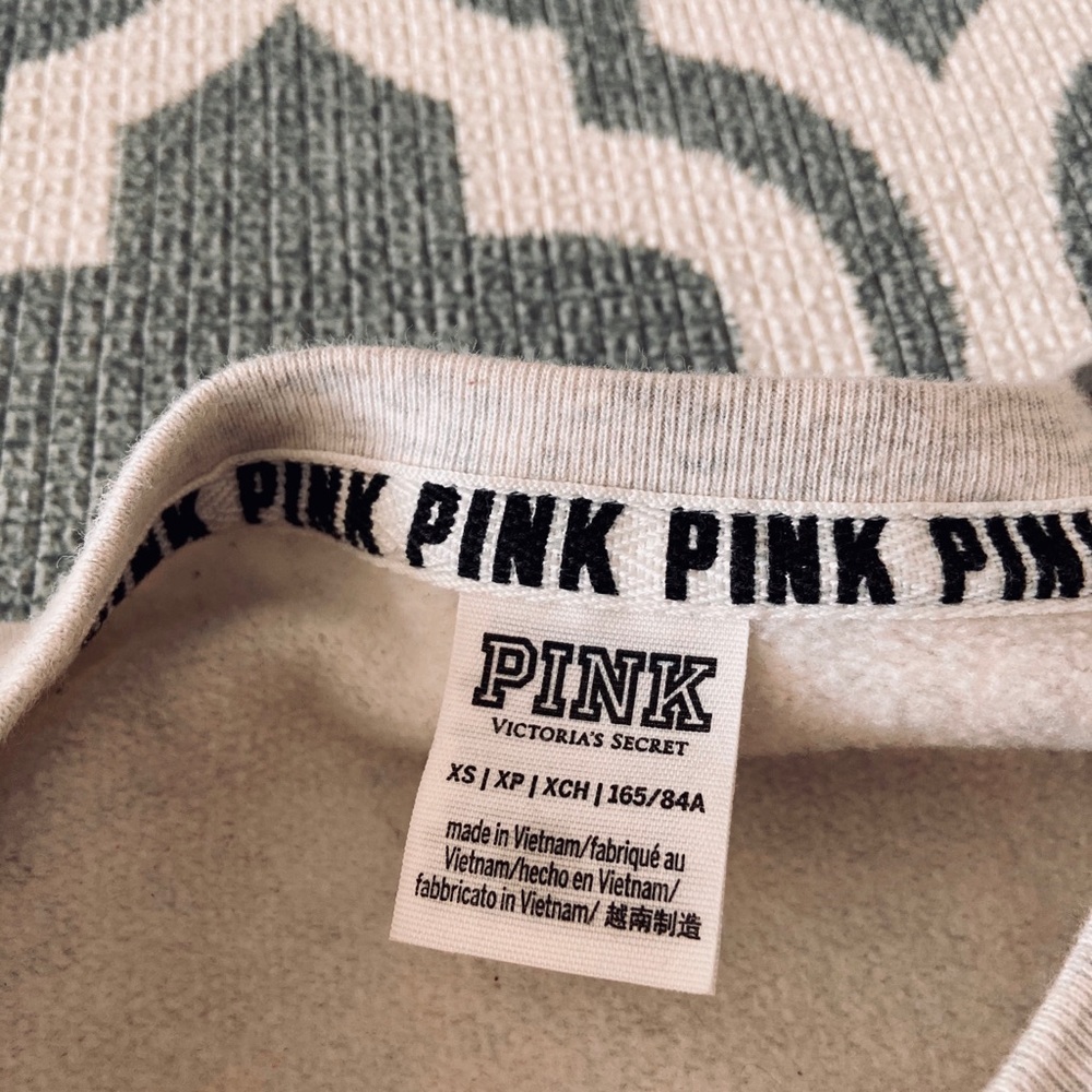 Pink pullover sweatshirt. - Picture 4 of 5